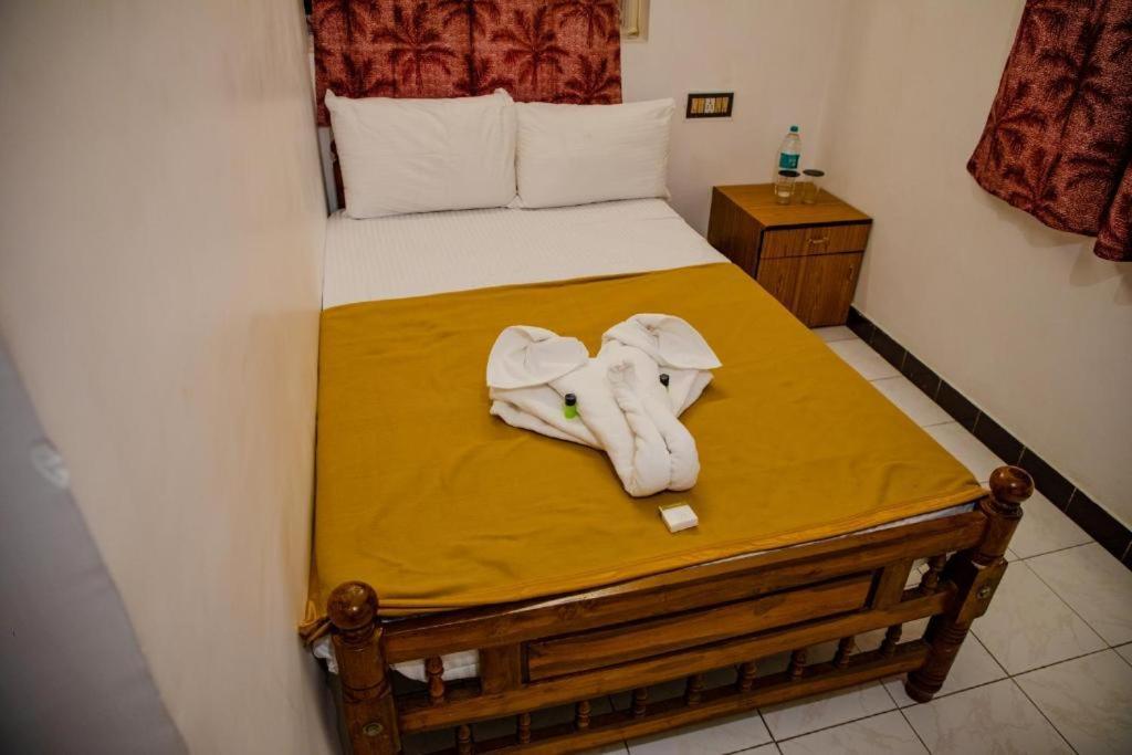 Maison Blanche Near Rock Beach Hotel Pondicherry Exterior foto