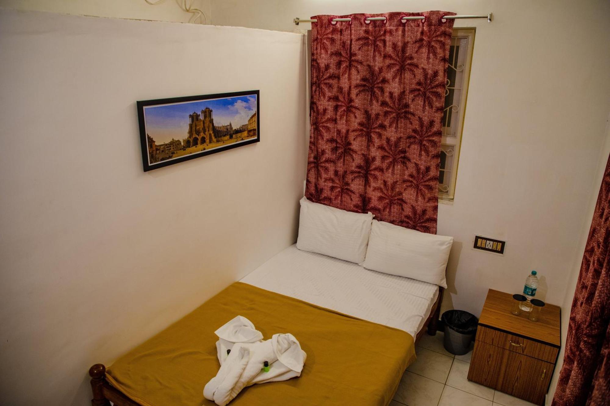 Maison Blanche Near Rock Beach Hotel Pondicherry Exterior foto